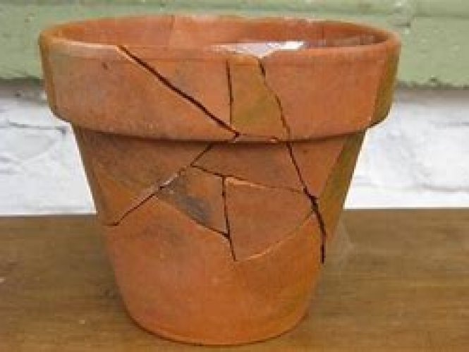 cracked pot